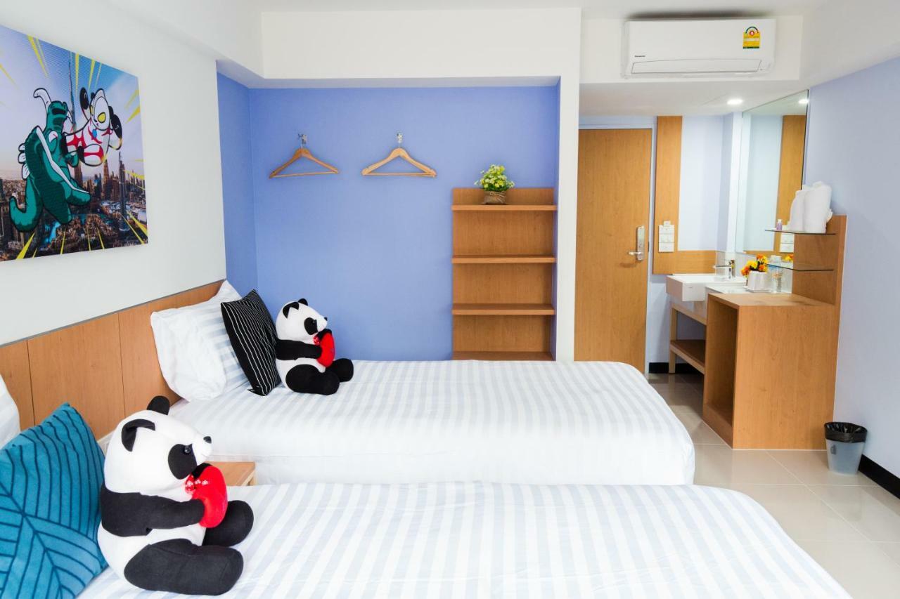 Lucky Panda Hotel Chiang Mai Exteriör bild