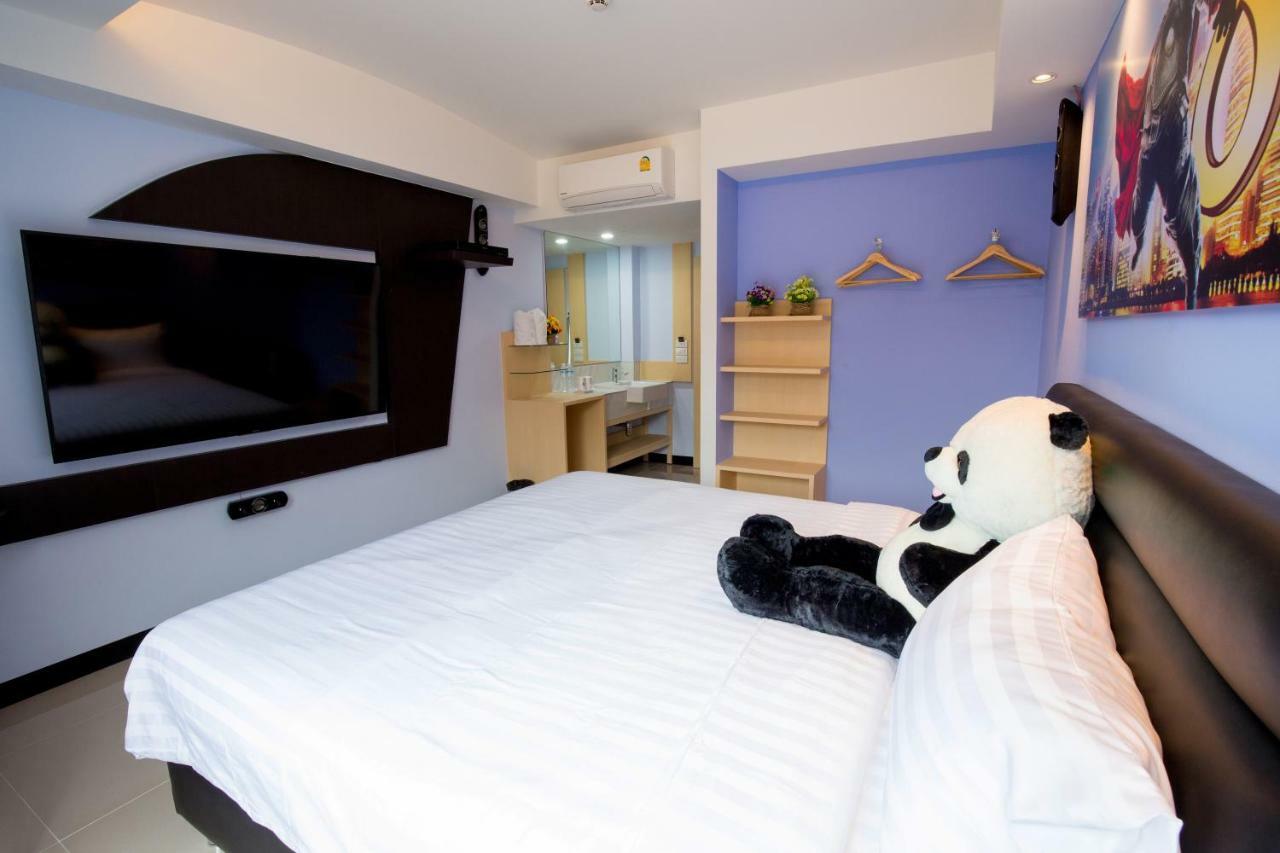Lucky Panda Hotel Chiang Mai Exteriör bild